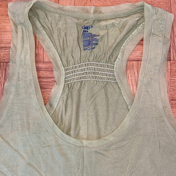 Green Gap tank - Picture 2 of 2